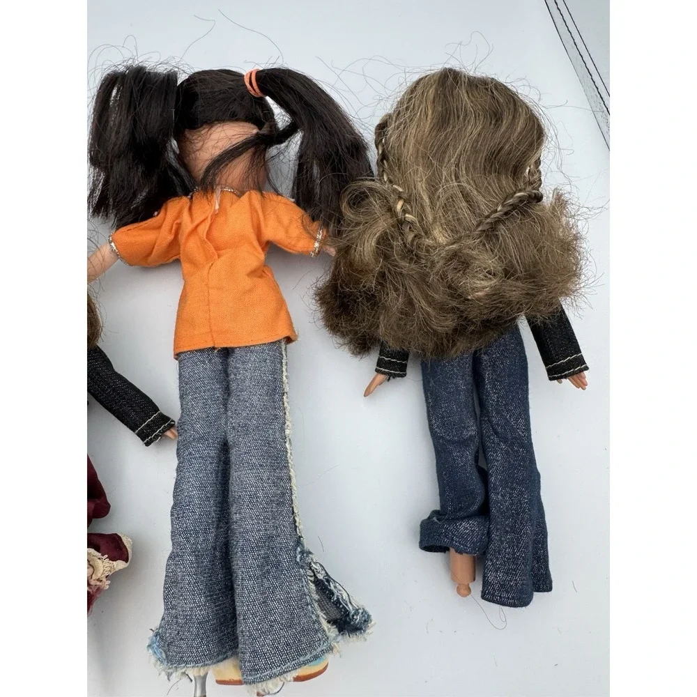Lot Of 6 MGA Bratz Dolls Vintage‎ Y2K